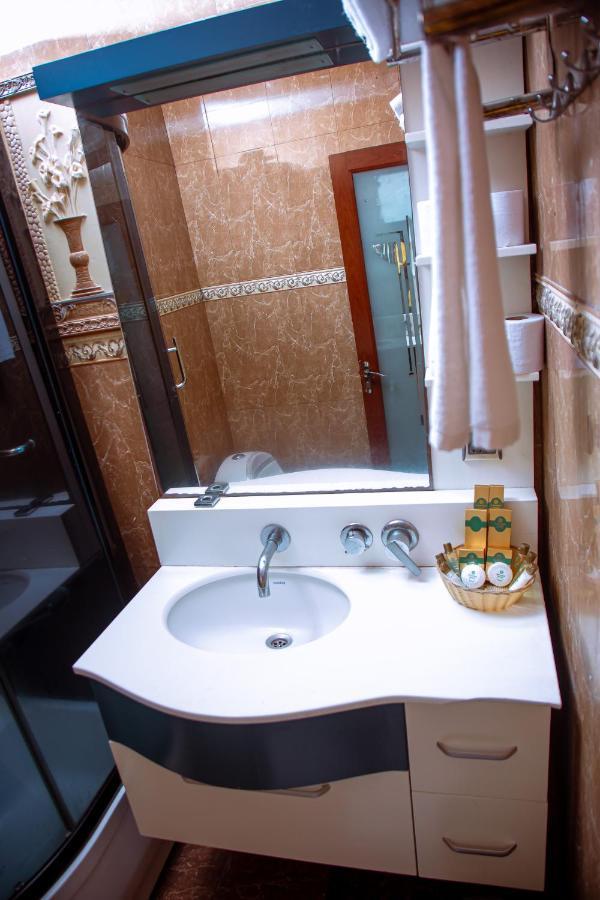 Greenlight Hotel Dar es Salaam Ngoại thất bức ảnh