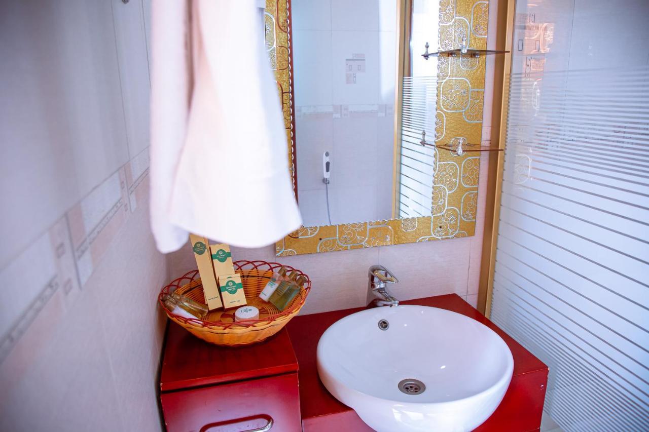 Greenlight Hotel Dar es Salaam Ngoại thất bức ảnh