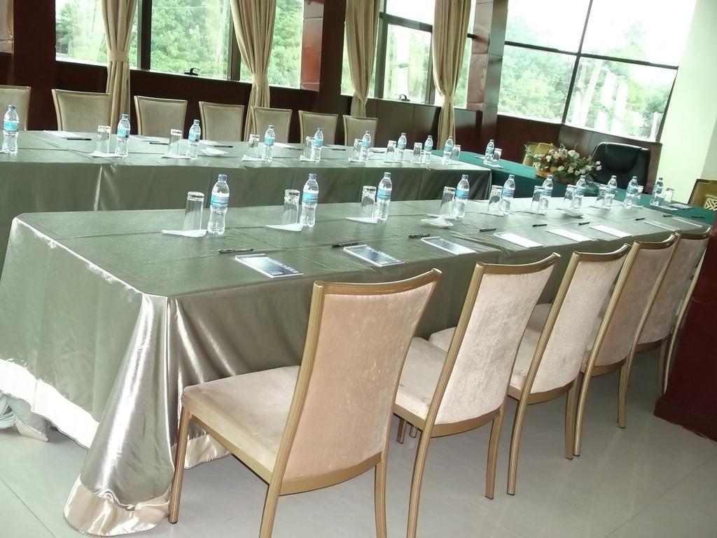 Greenlight Hotel Dar es Salaam Ngoại thất bức ảnh