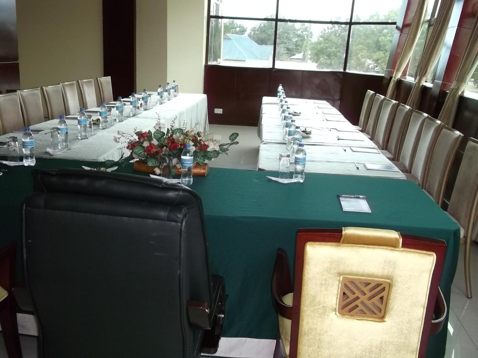 Greenlight Hotel Dar es Salaam Ngoại thất bức ảnh